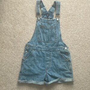 Gap denim shorts (overalls)